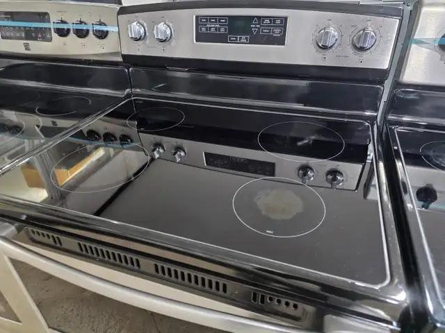 Amana 30' Stainless Steel Electric Ceramic Top Stove Oven Range - Photo 2