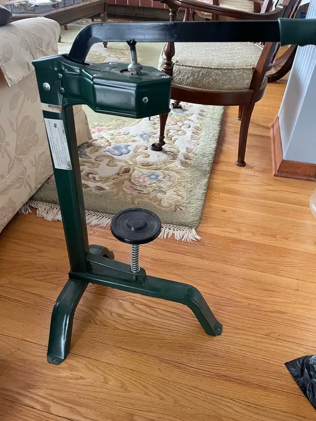 wine making craft - Photo 4