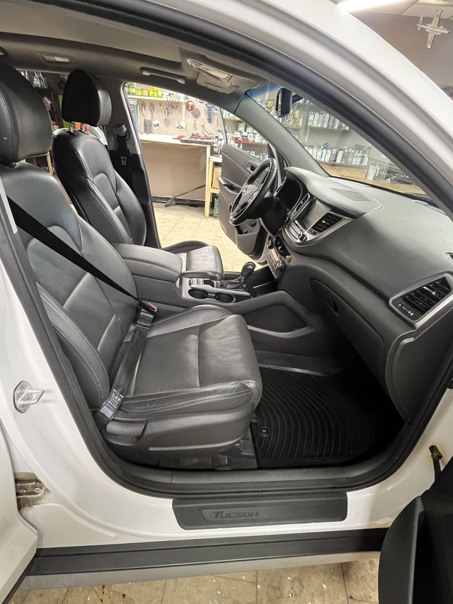 2018 Hyundai Tucson Luxury AWD - Photo 12
