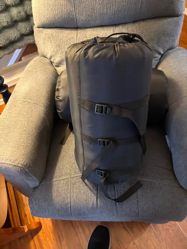 Brand New Sleeping Bags - Photo 3