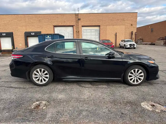 2019 TOYOTA CAMRY SE AUTOMATIC 4 CYLINDERS 2.5L LEATHER 2 KEYS - Photo 4