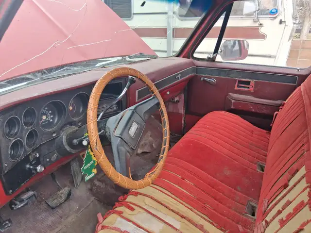 1982 GMC C20 Truck - Photo 7