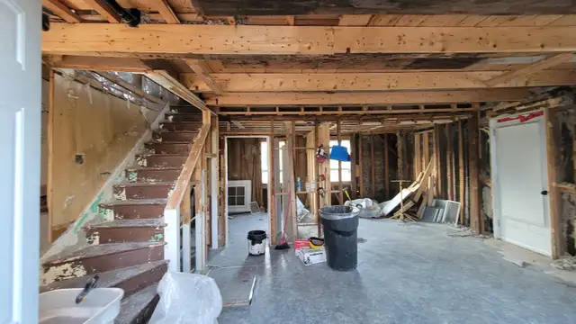 HOUSE FOR SALE / LAND FOR SALE -- ( FIXER-UPPER ) - Photo 6