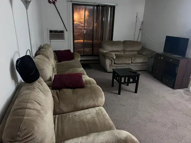 Single Room occupancy for rent in 936 Chancellor Drive - Photo 4