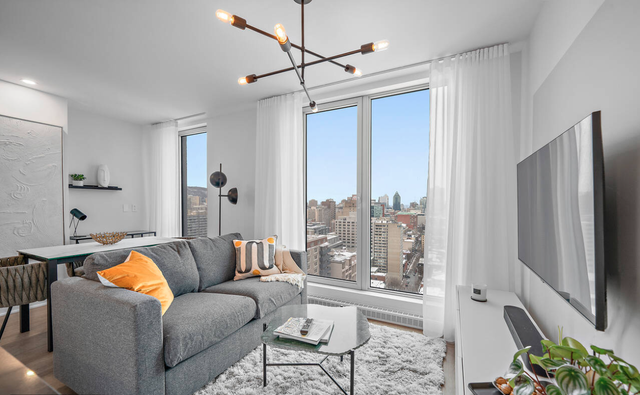 DOWNTOWN MTL FURNISHED EXECUTIVE CONDO, POOL, GYM