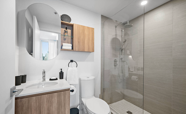 DOWNTOWN MTL FURNISHED EXECUTIVE CONDO, POOL, GYM - Photo 6