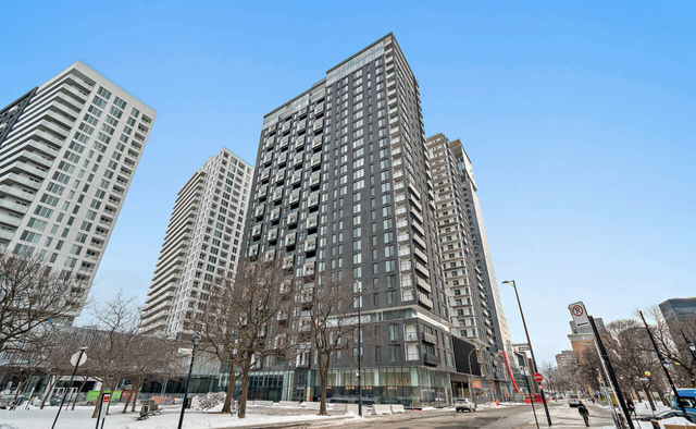 DOWNTOWN MTL FURNISHED EXECUTIVE CONDO, POOL, GYM - Photo 10