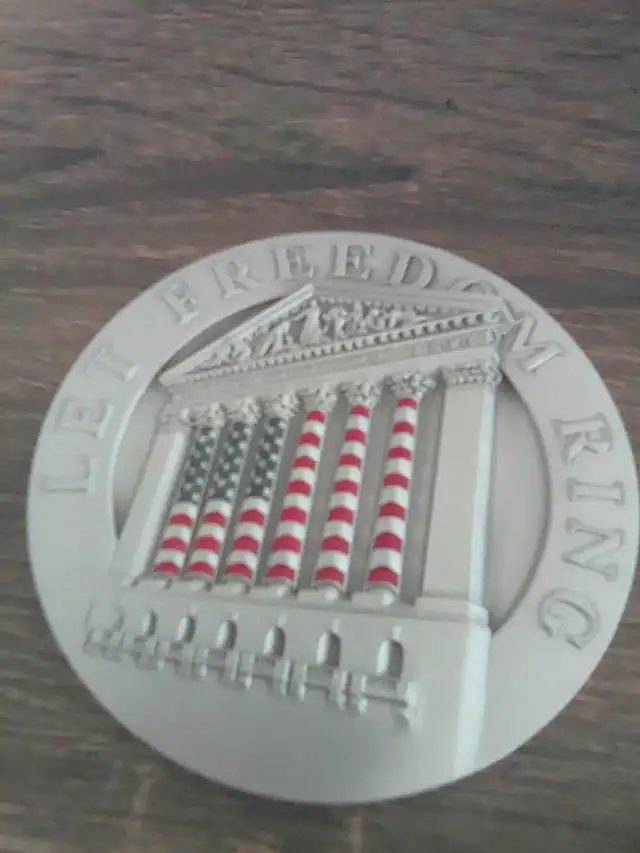 Tiffany NYSE 2002 9 / 11 Commemorative Medal Coin