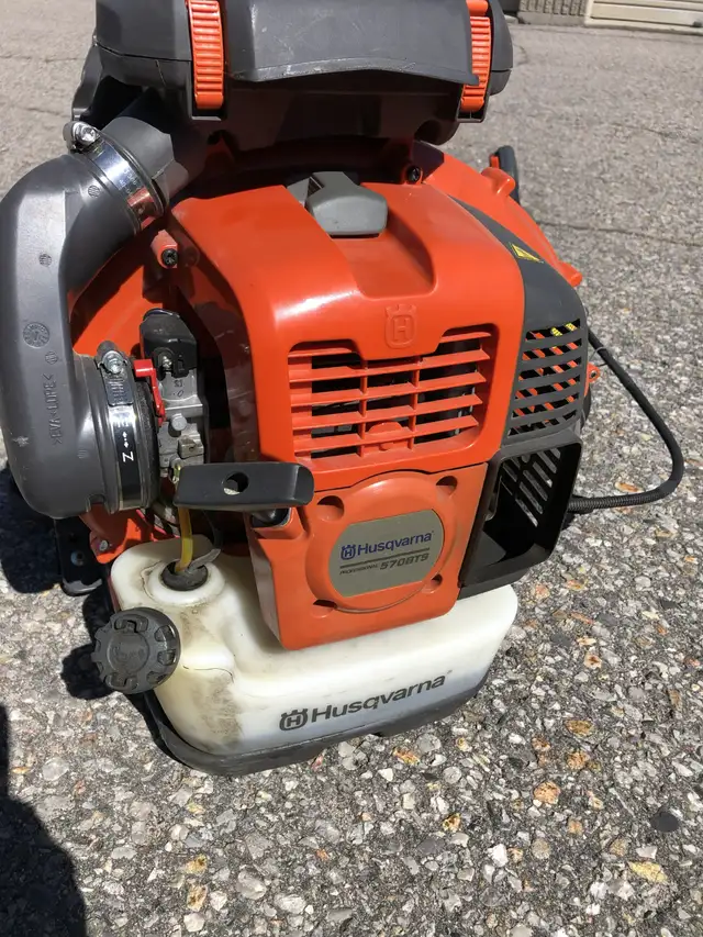 Landscape Equipment - Photo 3