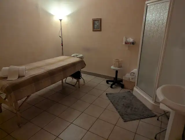 Naomie disponible AUJOURD'HUI - Photo 4