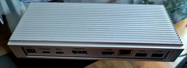 Asus Zephyrus G14 Ryzen 7 - 24GB, 1TB, GTX1650 4GB Win 11 & Dock - Photo 7