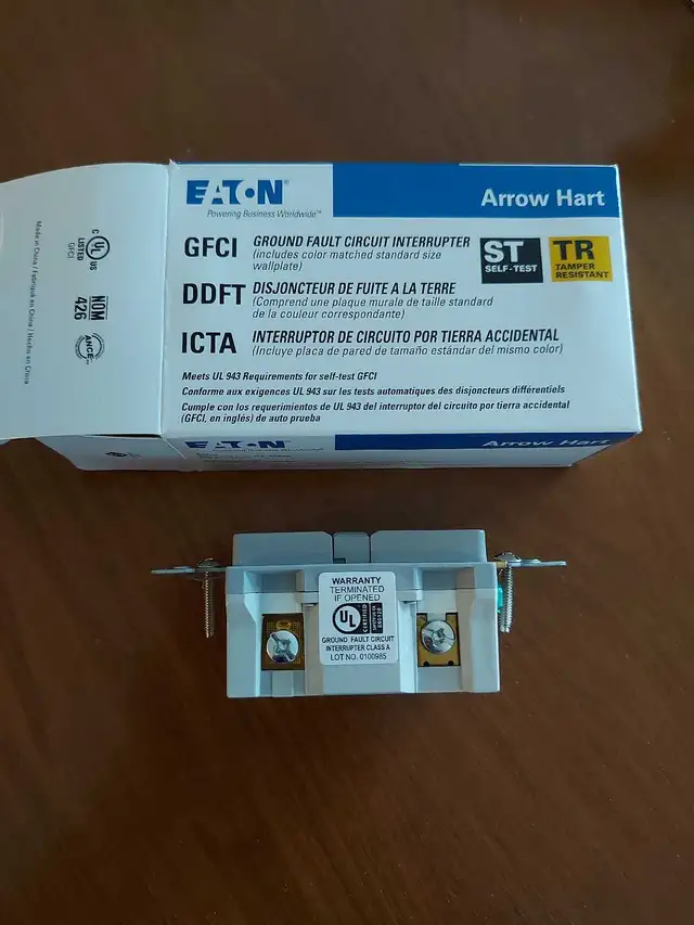 Ground Fault Circuit Interupter - Photo 3