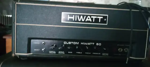 Hiwatt amp for sale. Half stack. 4 '12 speakers. Good condition. - Photo 3