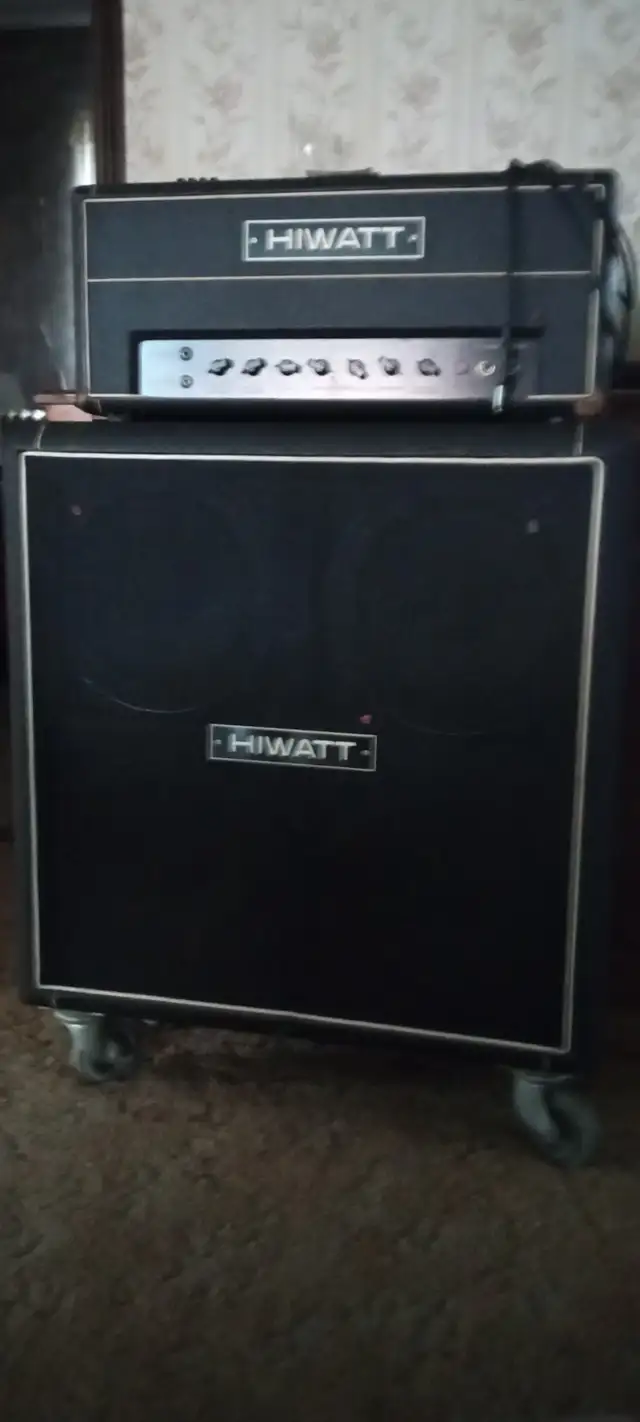 Hiwatt amp for sale. Half stack. 4 '12 speakers. Good condition. - Photo 4