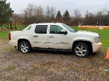 2010 Chevy avalanche