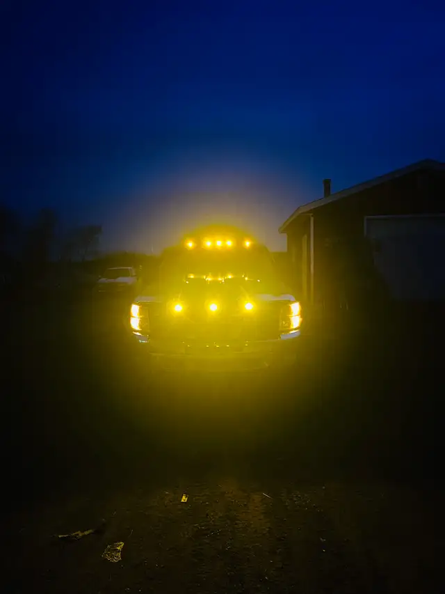 2012 Chevy Silverado 4x4 - Photo 6