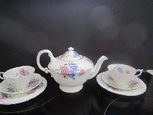 Paragon CORNFLOWER fine bone china