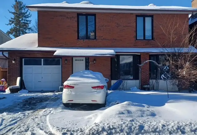 4 Bedroom home available for rent- Trend Arlington