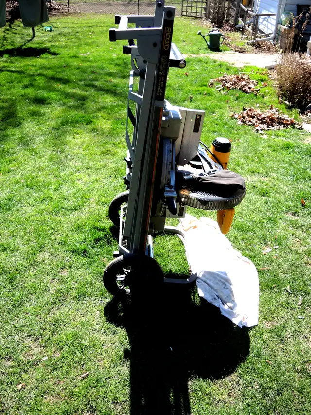 DEWALT 12' Miter Saw, Double Bevel, with Rigid Sliding Stand - Photo 4