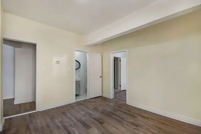 Duplex in Chinatown for Sale! - Photo 7