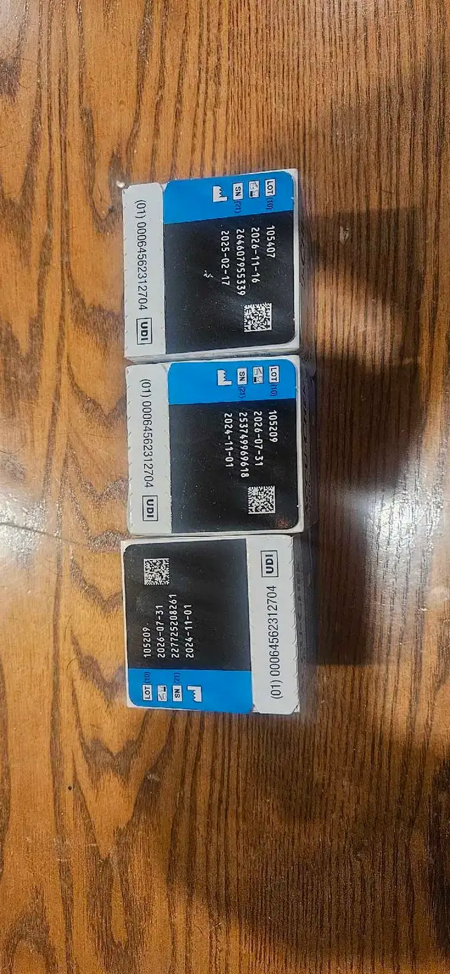 ACCU CHEK GLUCOSE STRIPS - Photo 2