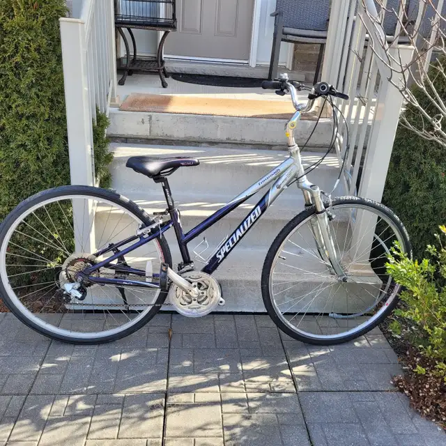 Women Specialized Crossroads Hybrid Bike