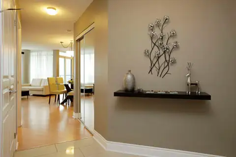 Executive Corner Suite |~1000 Sq Ft | 2 Bed   2 Bath | 15 Flr.__ - Photo 2