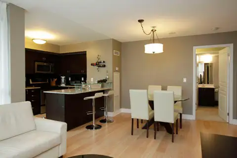 Executive Corner Suite |~1000 Sq Ft | 2 Bed   2 Bath | 15 Flr.__ - Photo 5
