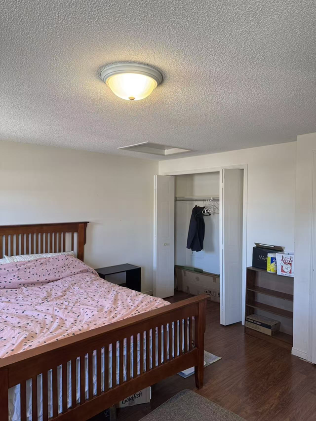 Room for Rent Near Fairview Mall – Kitchener (N2C 2S1) - Photo 2