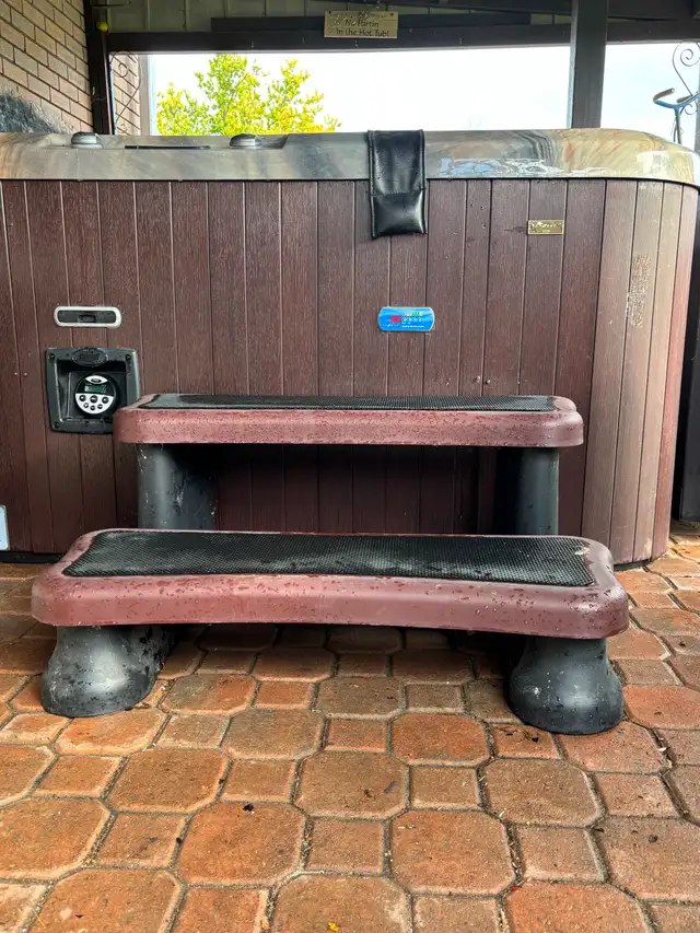 Hot Tub For Sale - Photo 7