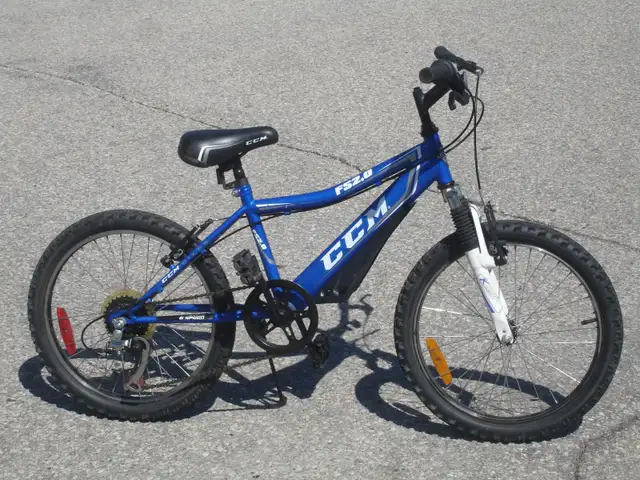 OUTGROWN BOY'S OR GIRL'S 20' CCM FS20 6 SPDS WITH SUSPENSION! - Photo 3