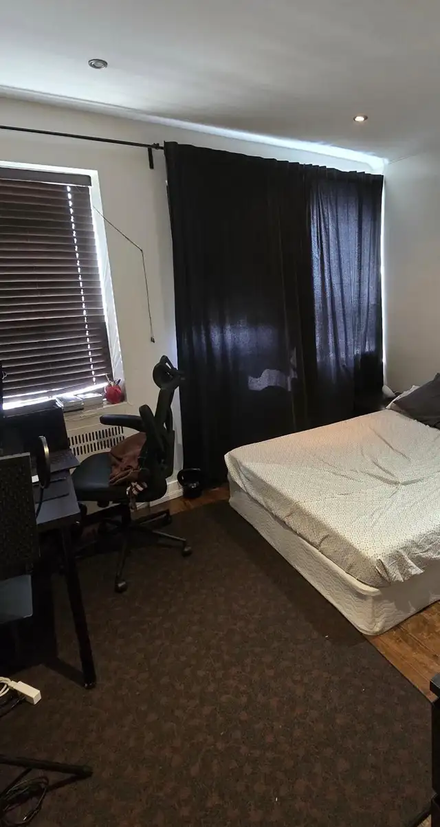 4-1/2 APARTMENT ON COTES DES NEIGES - Photo 6