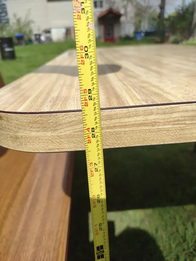 Restaurant table with 2 built in benches - Photo 3