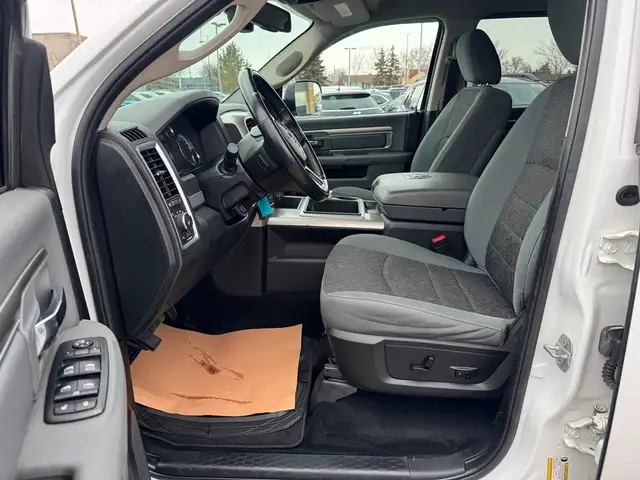 2015 Ram 1500 SLT - ECO DIESEL - Crew Cab - LONG BOX - Photo 9