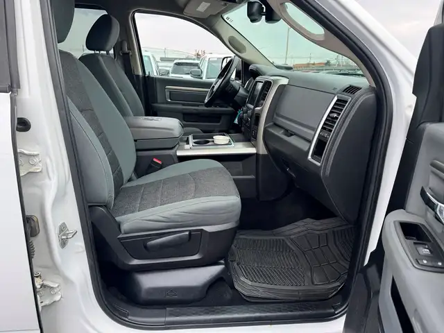 2015 Ram 1500 SLT - ECO DIESEL - Crew Cab - LONG BOX - Photo 15