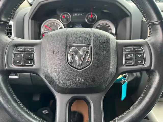 2015 Ram 1500 SLT - ECO DIESEL - Crew Cab - LONG BOX - Photo 19