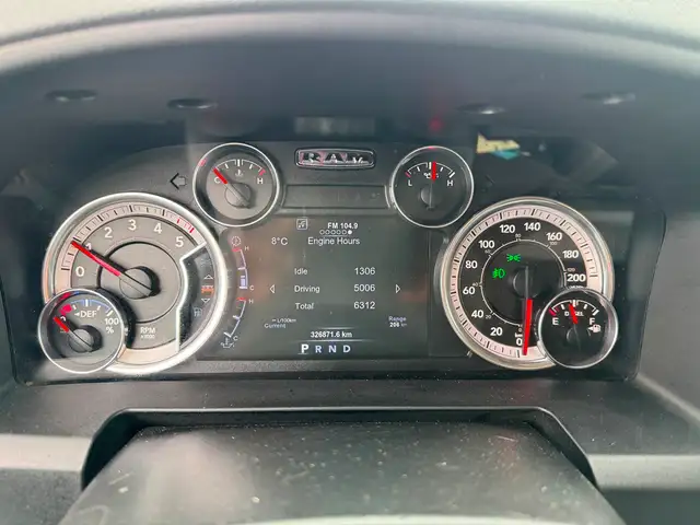 2015 Ram 1500 SLT - ECO DIESEL - Crew Cab - LONG BOX - Photo 20