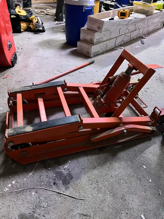 Motorcycle/ATV Lift