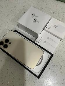 iPhone 14 Pro Max 1Tb 86% batt Airpods/Fast Charger/Delivery