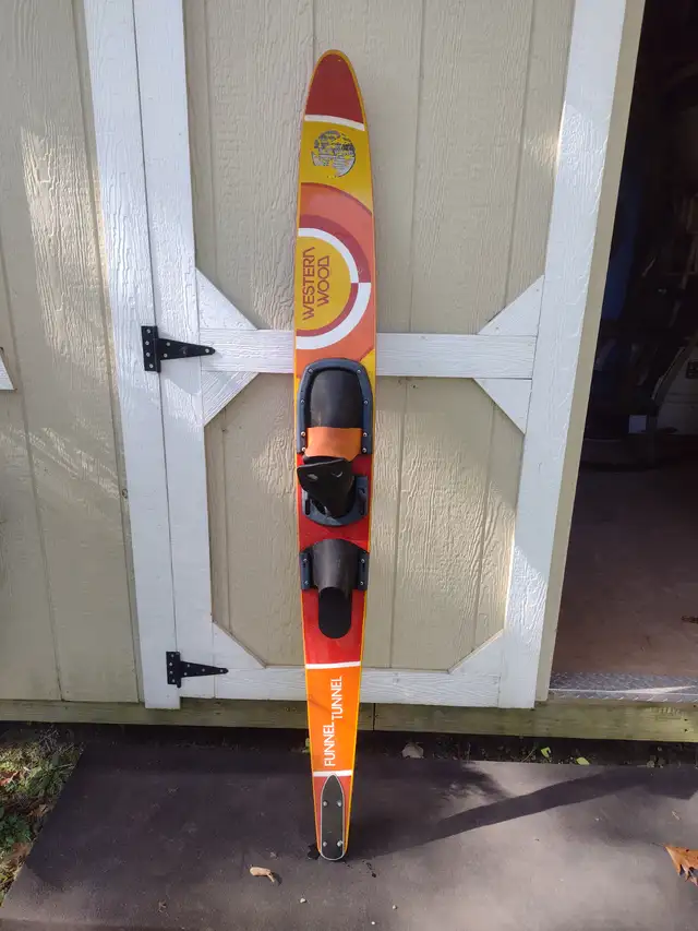 Vintage Funnel Tunnel western wood waterskie 64 long