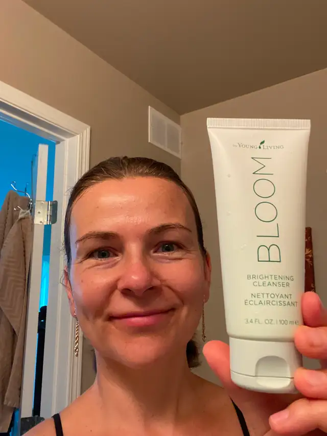 YOUNG LIVING ESSENTIAL OILS FOR BEGINNERS - Photo 6