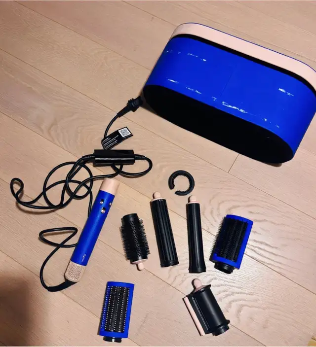 Dyson Airwrap - Photo 2