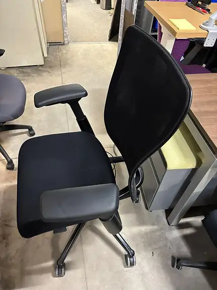 Haworth Zody Task Chair! - Photo 2