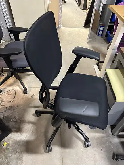 Haworth Zody Task Chair! - Photo 3