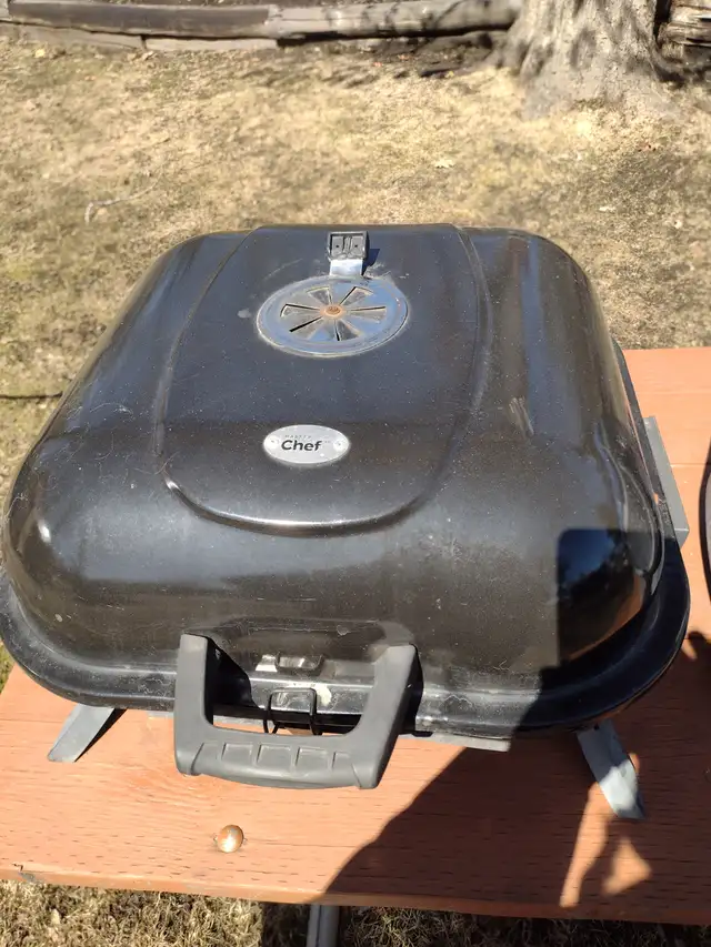 Chef barbecue and Coleman cooler - Photo 4