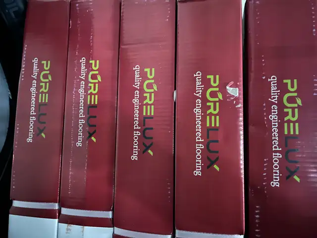 Hardwood flooring - Photo 3