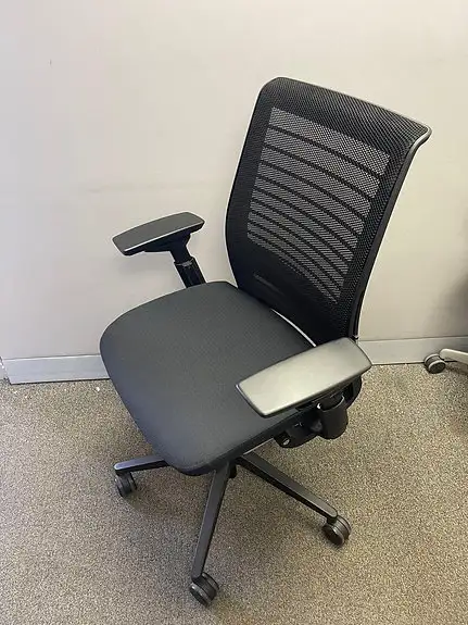 Steelcase Think V2 Chair! - Photo 2