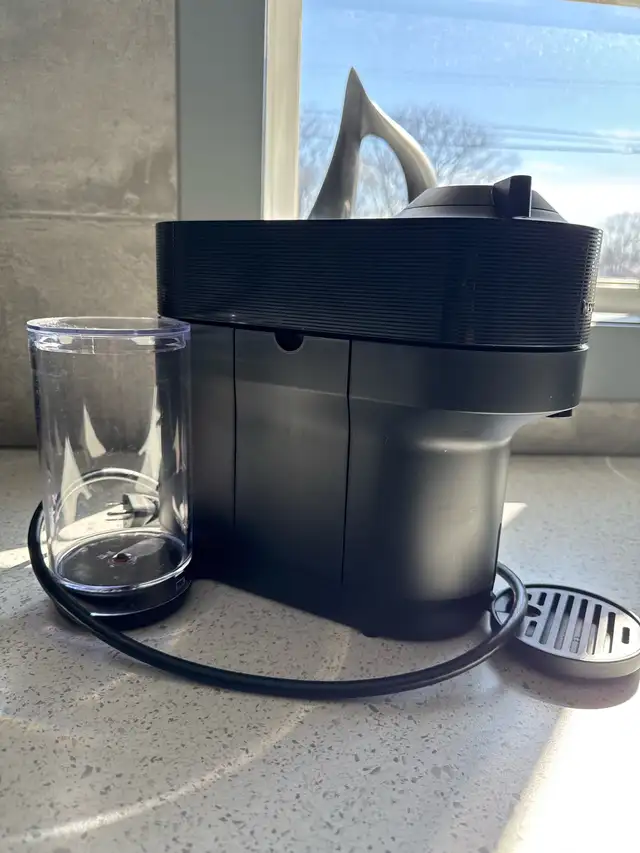 NESPRESSO MACHINE - Photo 2