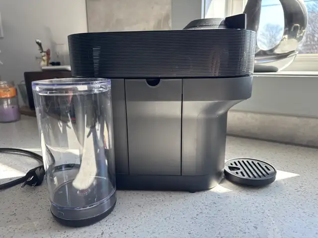 NESPRESSO MACHINE - Photo 4