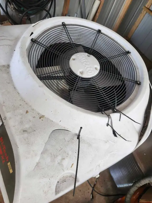 Pool Heatpumps - Photo 3